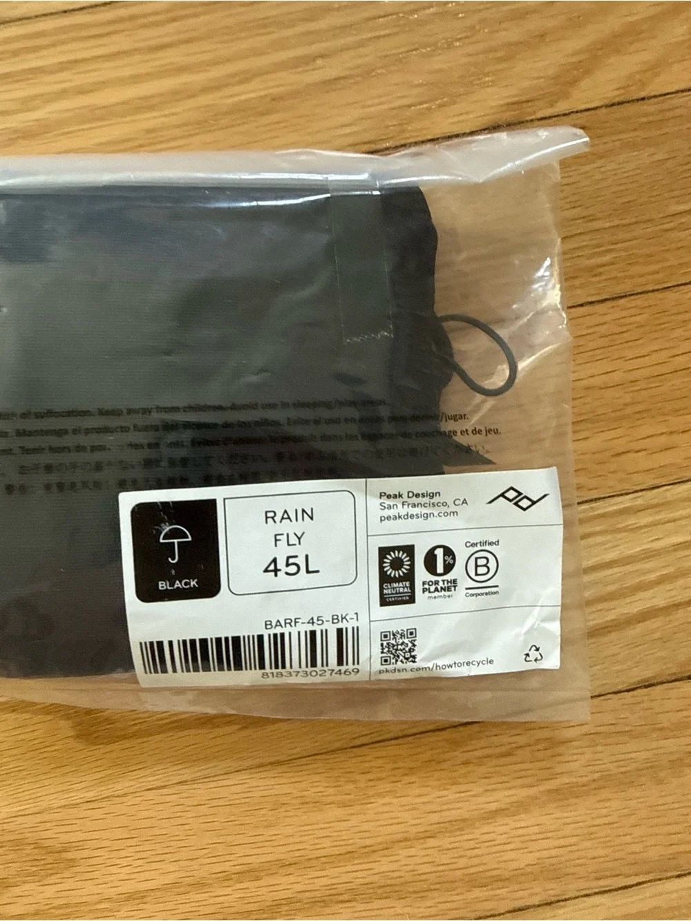 NWT: Peak Design RAIN FLY 45L size, Black, waterproof Outdoor backpack cover
